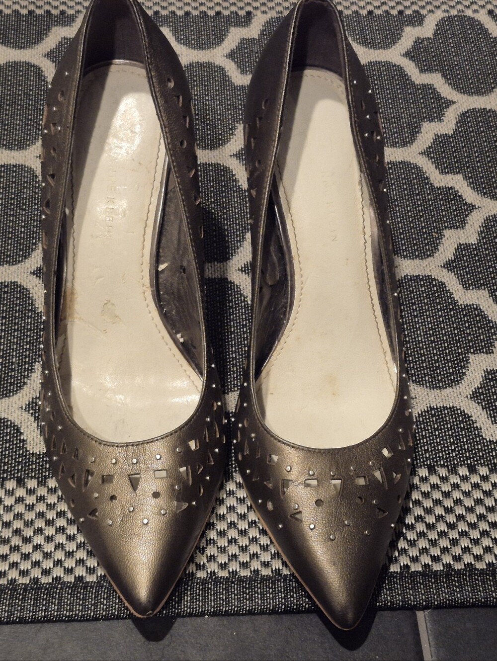 Anne Klein Pewter Leather Studded Pointed Toe Slip-On Stiletto Pumps 8.5M